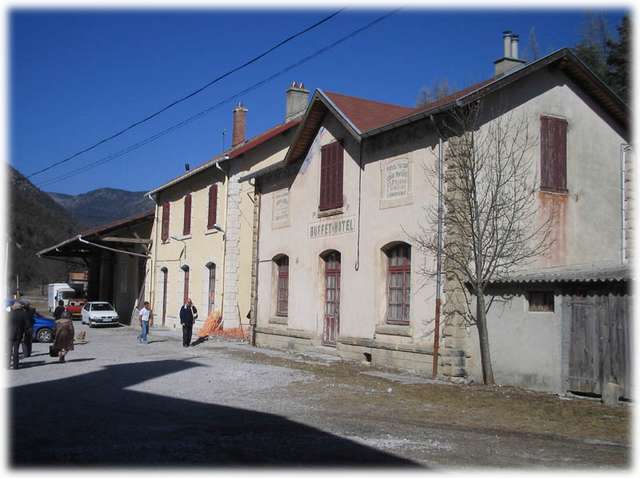 thorame-gare3-normal.jpg